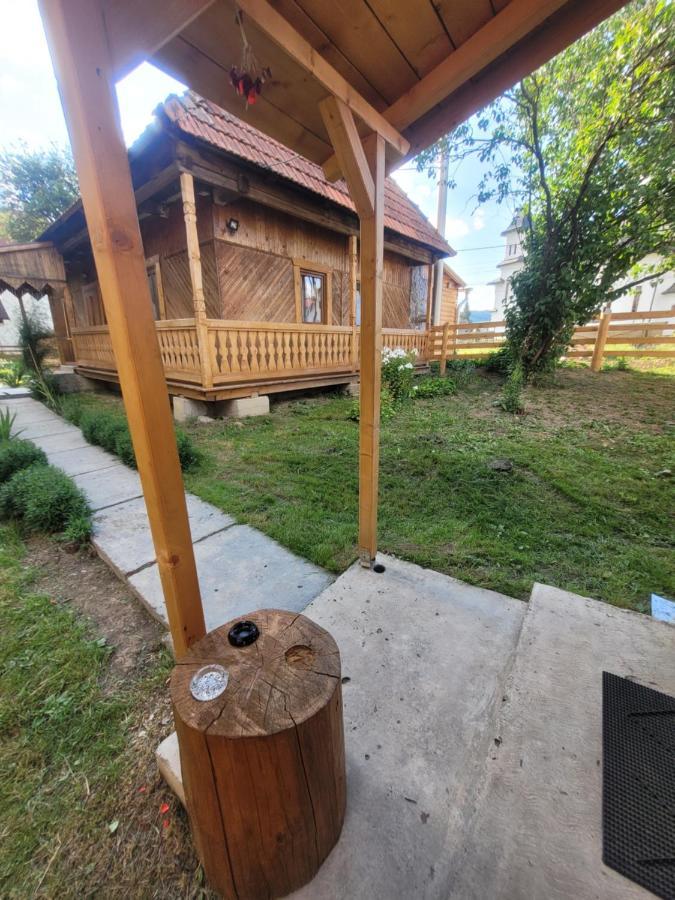 Casa Traditionala Bilbor Eksteriør billede